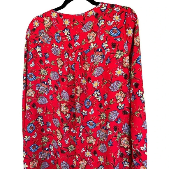Chelsea & Theodore Red Floral Overlay Blouse Size Large - Picture 9 of 9